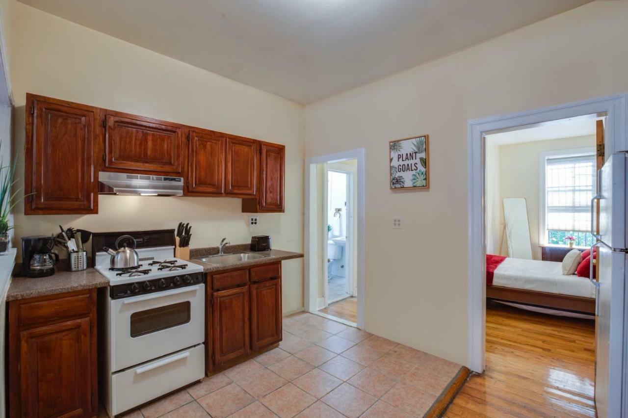 Lavish 3 Bedroom Apt In Williamsburg!! New York Bagian luar foto