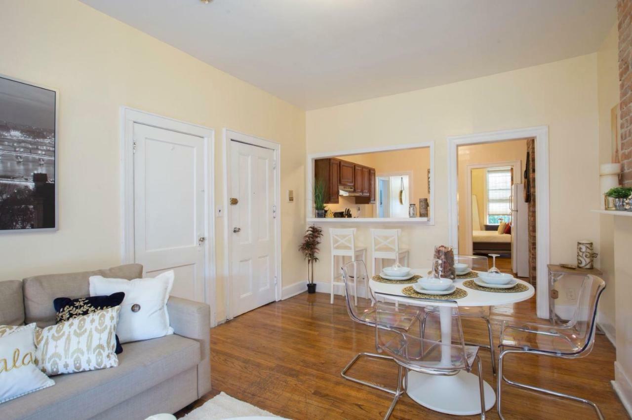 Lavish 3 Bedroom Apt In Williamsburg!! New York Bagian luar foto