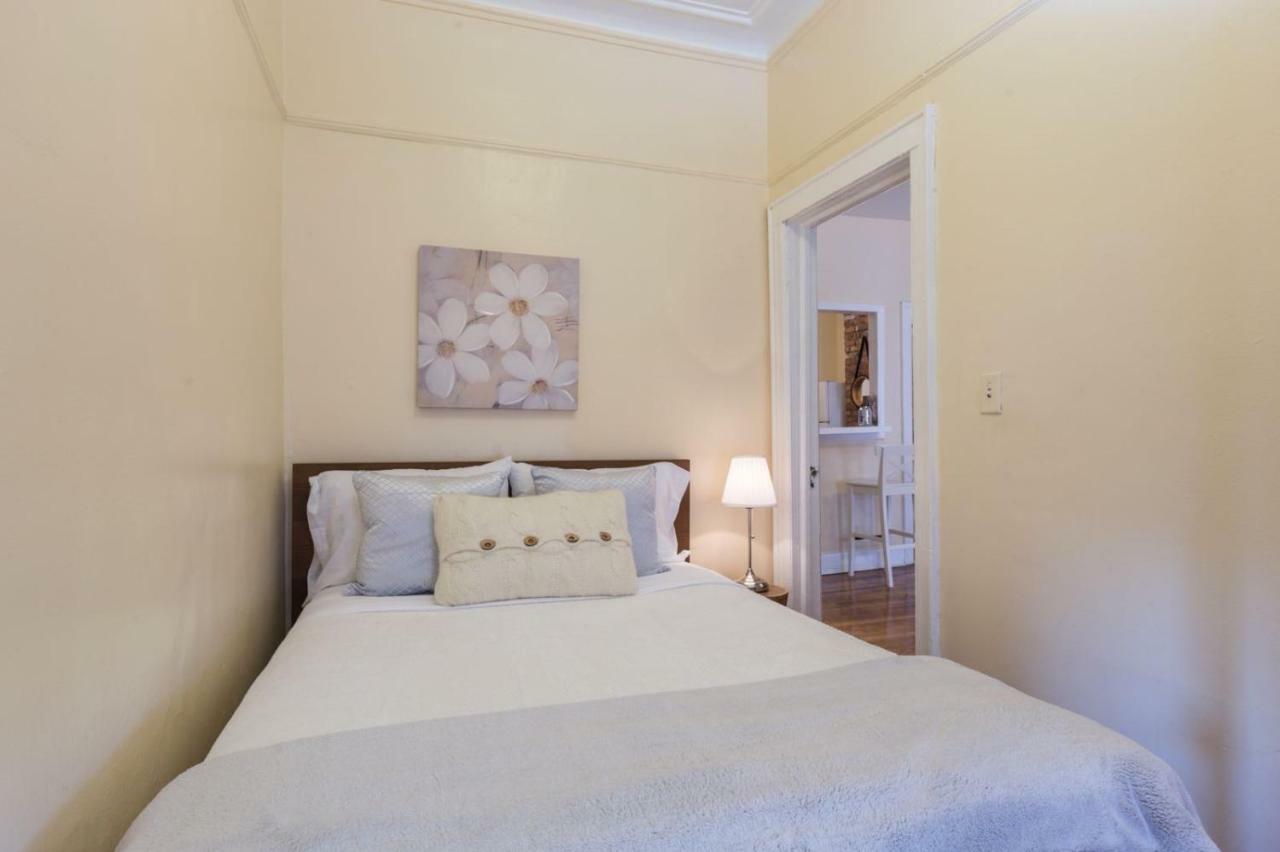 Lavish 3 Bedroom Apt In Williamsburg!! New York Bagian luar foto